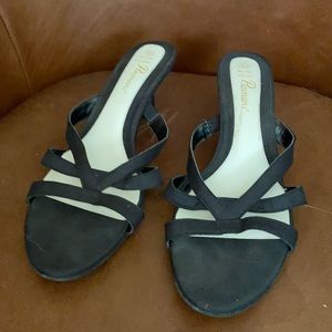Vintage strappy black heels 8.5